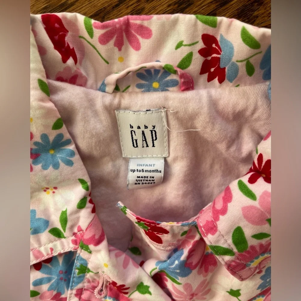 BABY GAP Sweet Pea Jacket Girls Size 0 - 6 Month Pink Floral Lightweight Coat